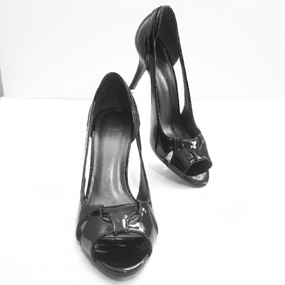 Talbot's Patent Leather Heels - Picture 1 of 8
